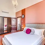 Aweshomeitaly - Tower 3* بيزا