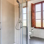 Aweshomeitaly - Tower بيت ضيافة 3*